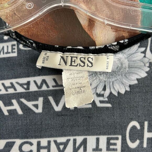 Ness Black & White Chante T-shirt size Large - Picture 9 of 16